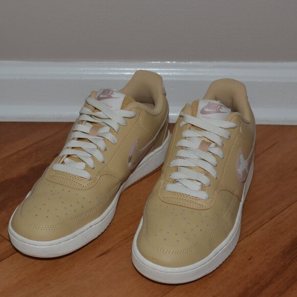 Nike Court Vision Sesame Beige Camo Women's sz 8.5 Lace up low top Sneakers - Picture 1 of 10